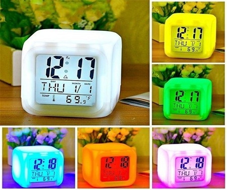 Table Clock Manufacturers in Delhi, Table Clock Suppliers